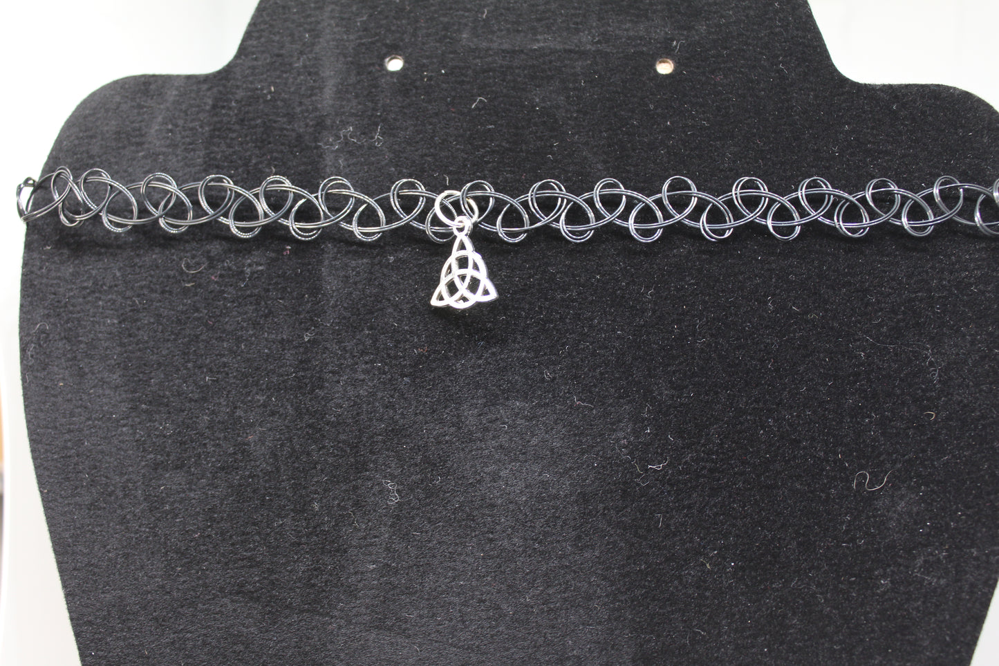 Choker style