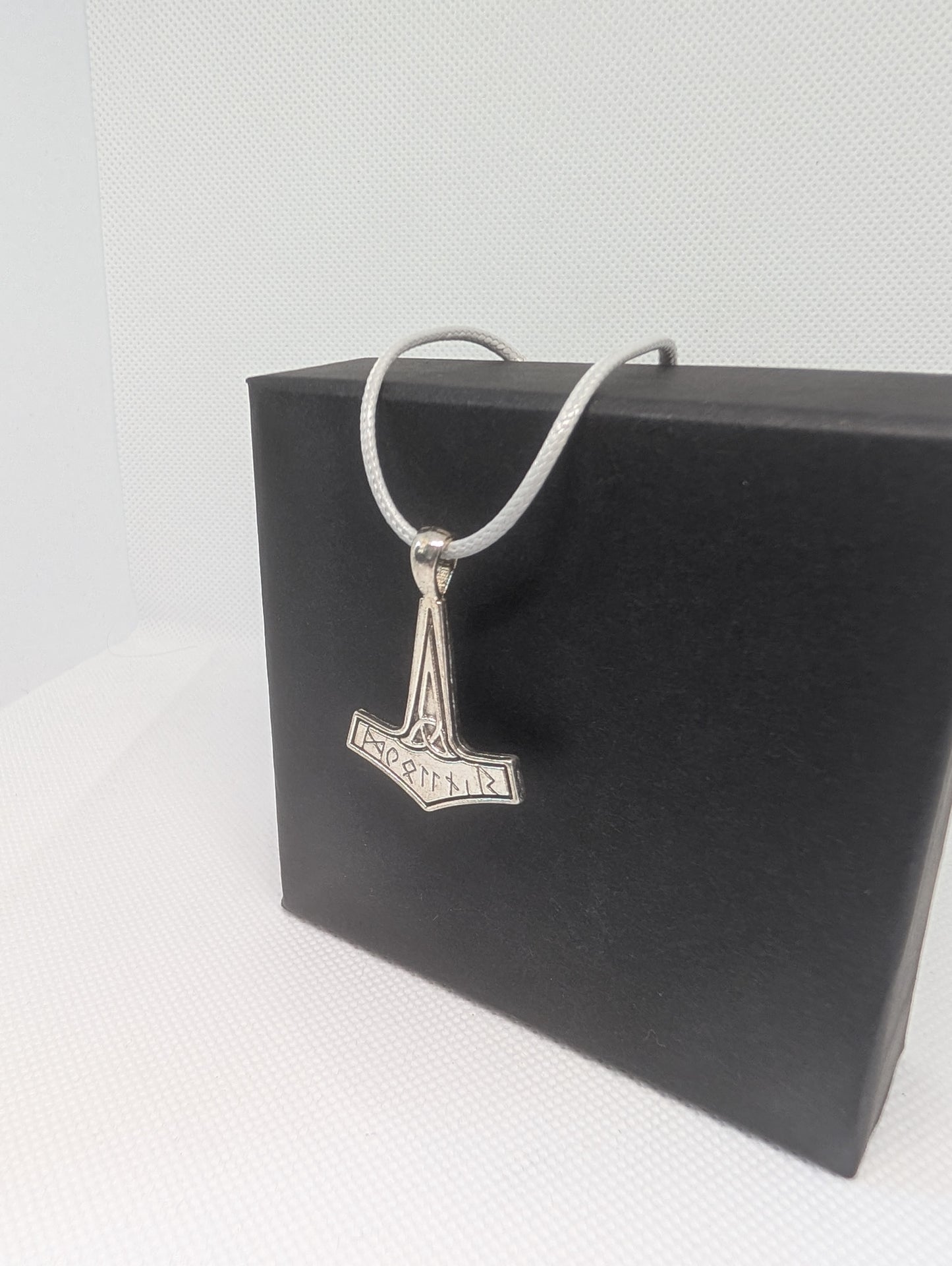 Thor's Hammer/Mjolnir Pendant